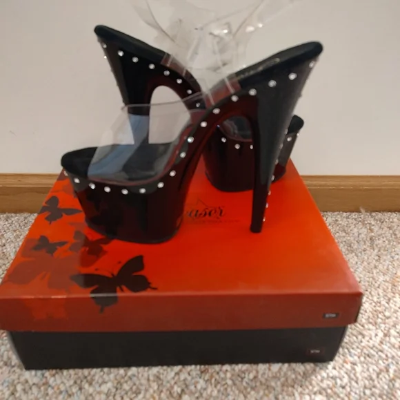 Pleaser Heels - Picture 1 of 4